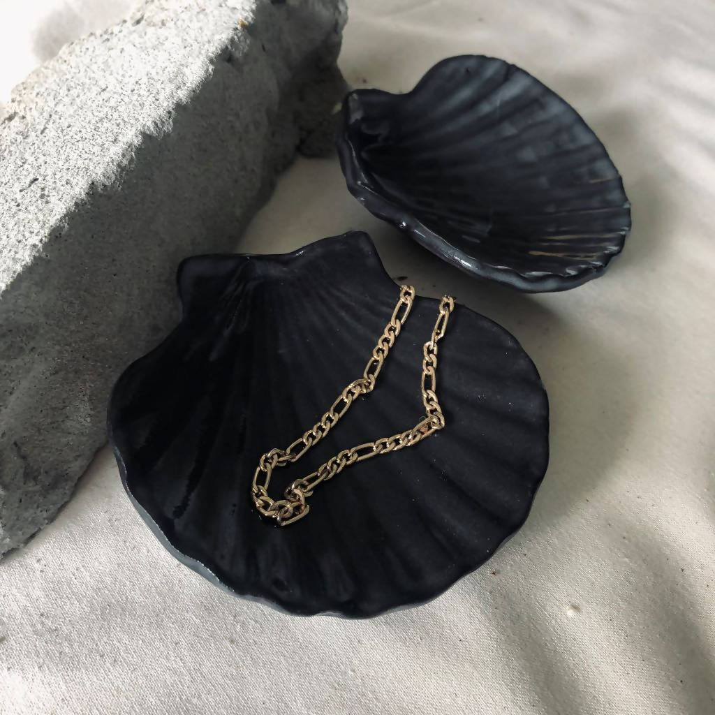 Black Ceramic Shell