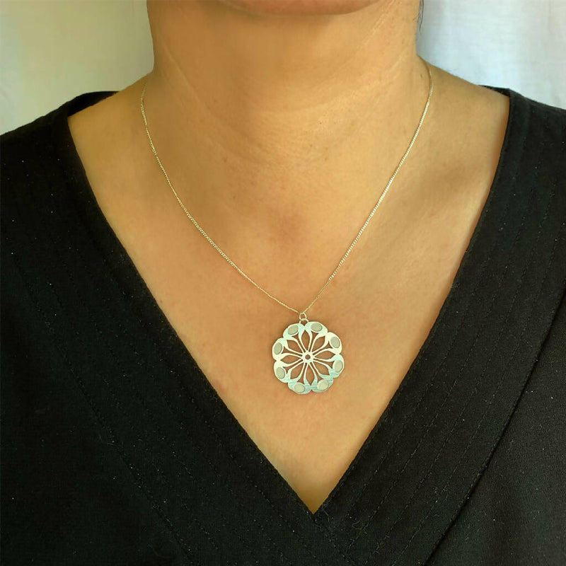 Tribe flower silver pendant necklace