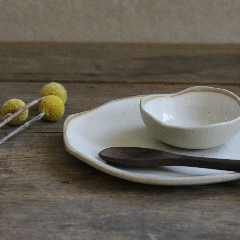 Ceramic Plate Set with Spoon - White