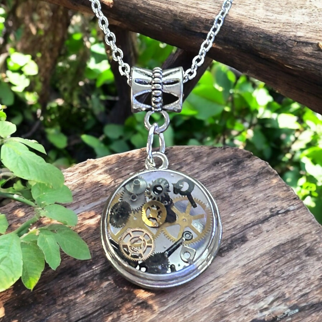 Steampunk watch parts roun dpendant necklace