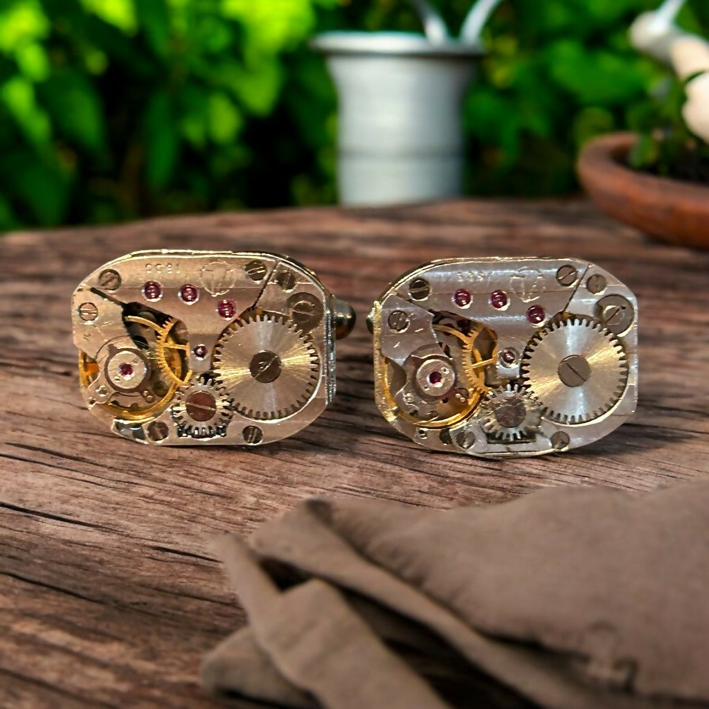 Steampunk European vintage watch movement cufflink