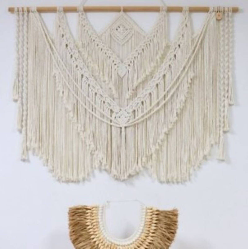 ALLEGRA – Boho Macrame Wall Hanging