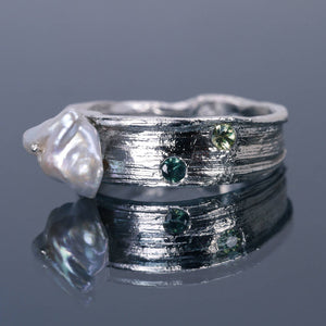 MÉLUSINE Ring - Keshi Pearl & Sapphires
