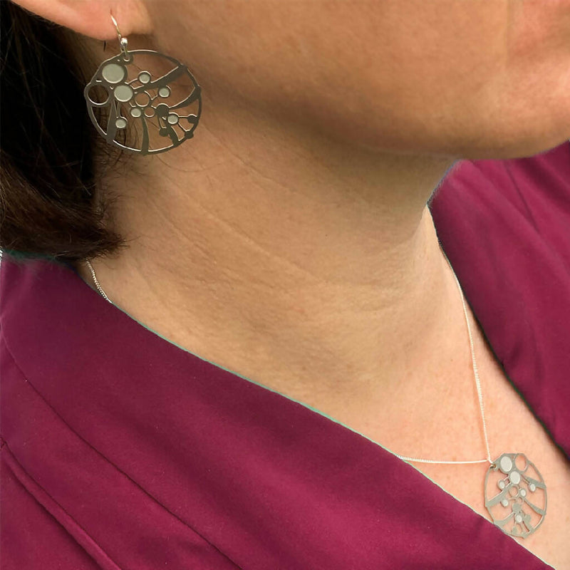 go-do-good-wattle-earrings-and-pendant-on-model