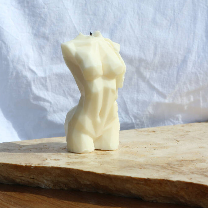 QUEEN | NATURAL SCULPTURAL SOY CANDLE
