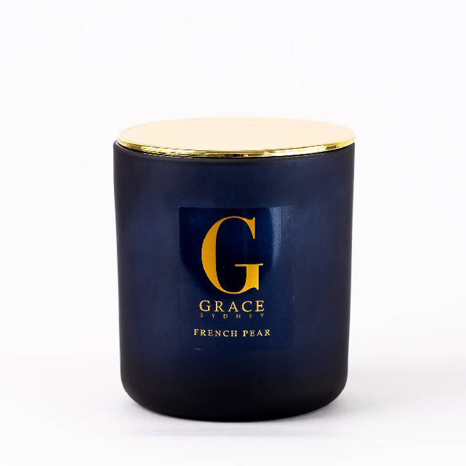 Navy & Gold Vogue The Quinessential Hampton's style