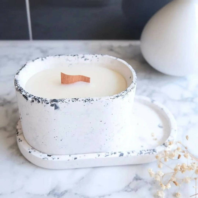 White Cookie Eco Resin Candle