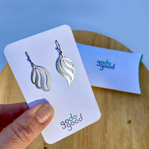 godogood-nautilus-stainless-steel-earrings-swing-tag