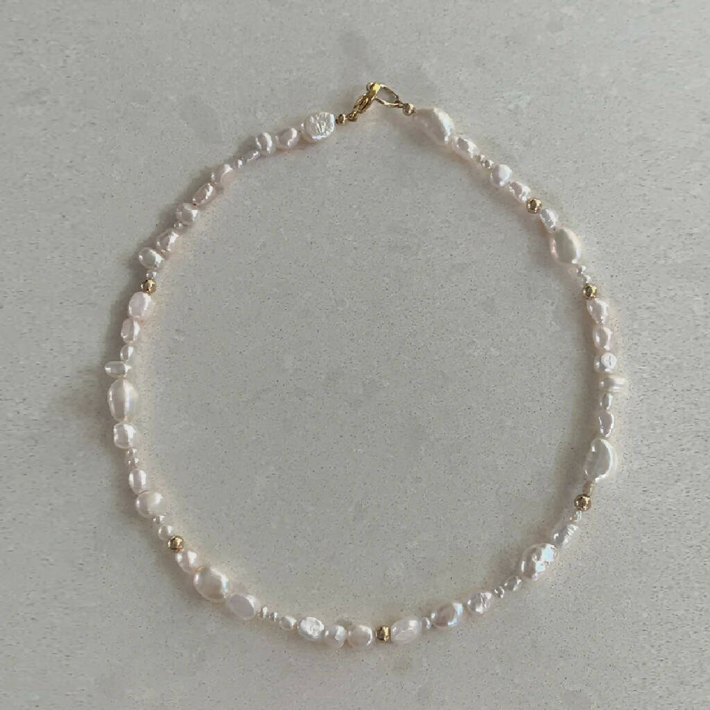 Perla D'Oro Necklace
